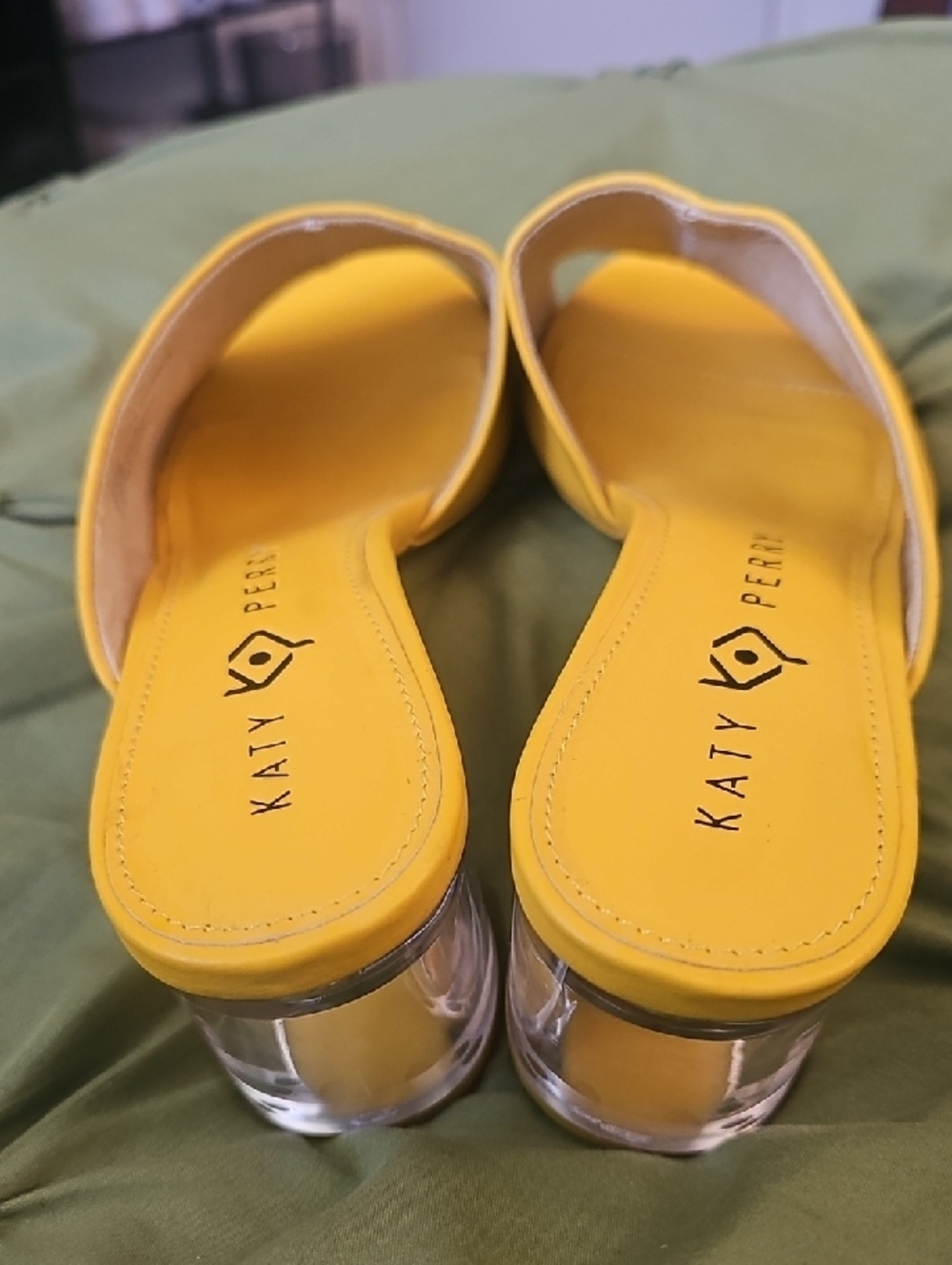 Katy Perry Collections Bright Yellow Slide Mules - Picture 4 of 6